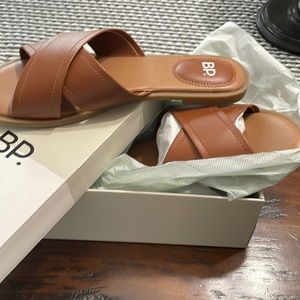 New in Box B.P. Winnie slide in Size 9 in Cognac.